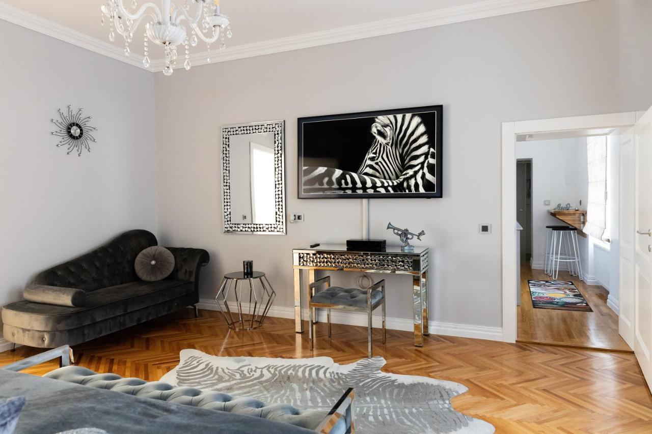 Appartement Fancy Flats à Sibiu Extérieur photo